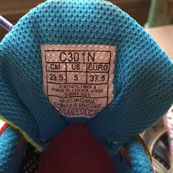 Asics Tennis Shoes - Picture 4 of 4